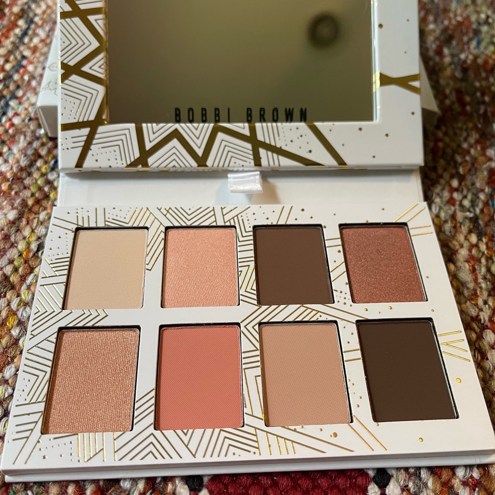 BOBBI BROWN Cobblestone Lane Eye Shadow Palette. Limited edition - sold out NIB